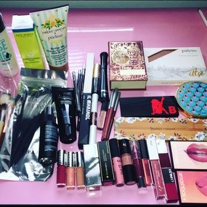Beauty Box Makeup & Makeup brushes full box